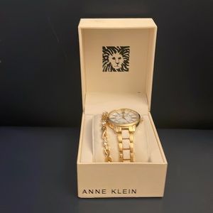 Anne Klein watch bracelet set